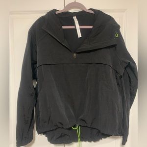 Lululemon wind breaker